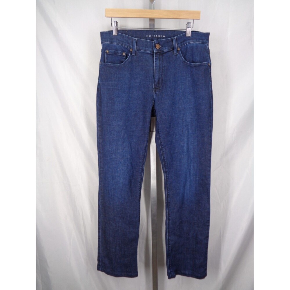 Mott & Bow Straight Mosco Jeans Tag Size 33 x 32 Actual Inseam 30.5